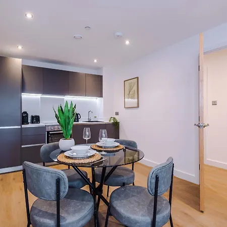 아파트 Centre Flat With A Terrace