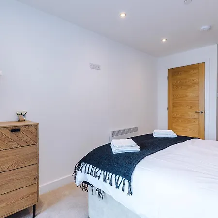 Apartment Centre Flat With A Terrace Leeds (West Yorkshire)