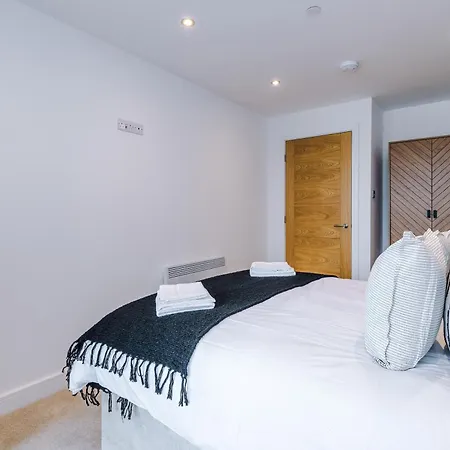 Apartment Centre Flat With A Terrace *