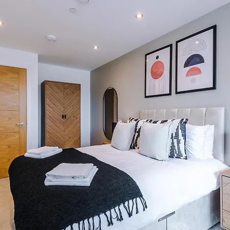 Centre Flat With A Terrace *