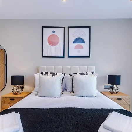 아파트 Centre Flat With A Terrace 리즈
