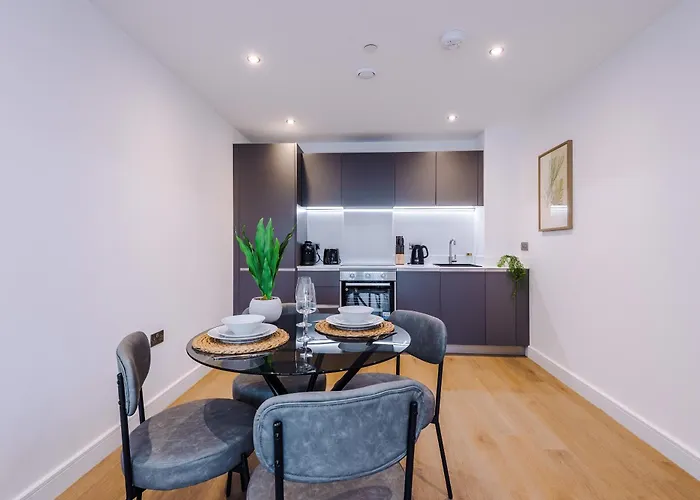 Апартаменти Centre Flat With A Terrace *