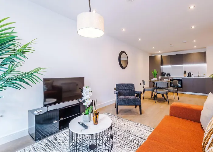 Centre Flat With A Terrace Апартаменти Лідс