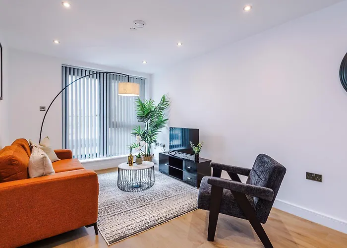 Centre Flat With A Terrace Апартаменти Лідс